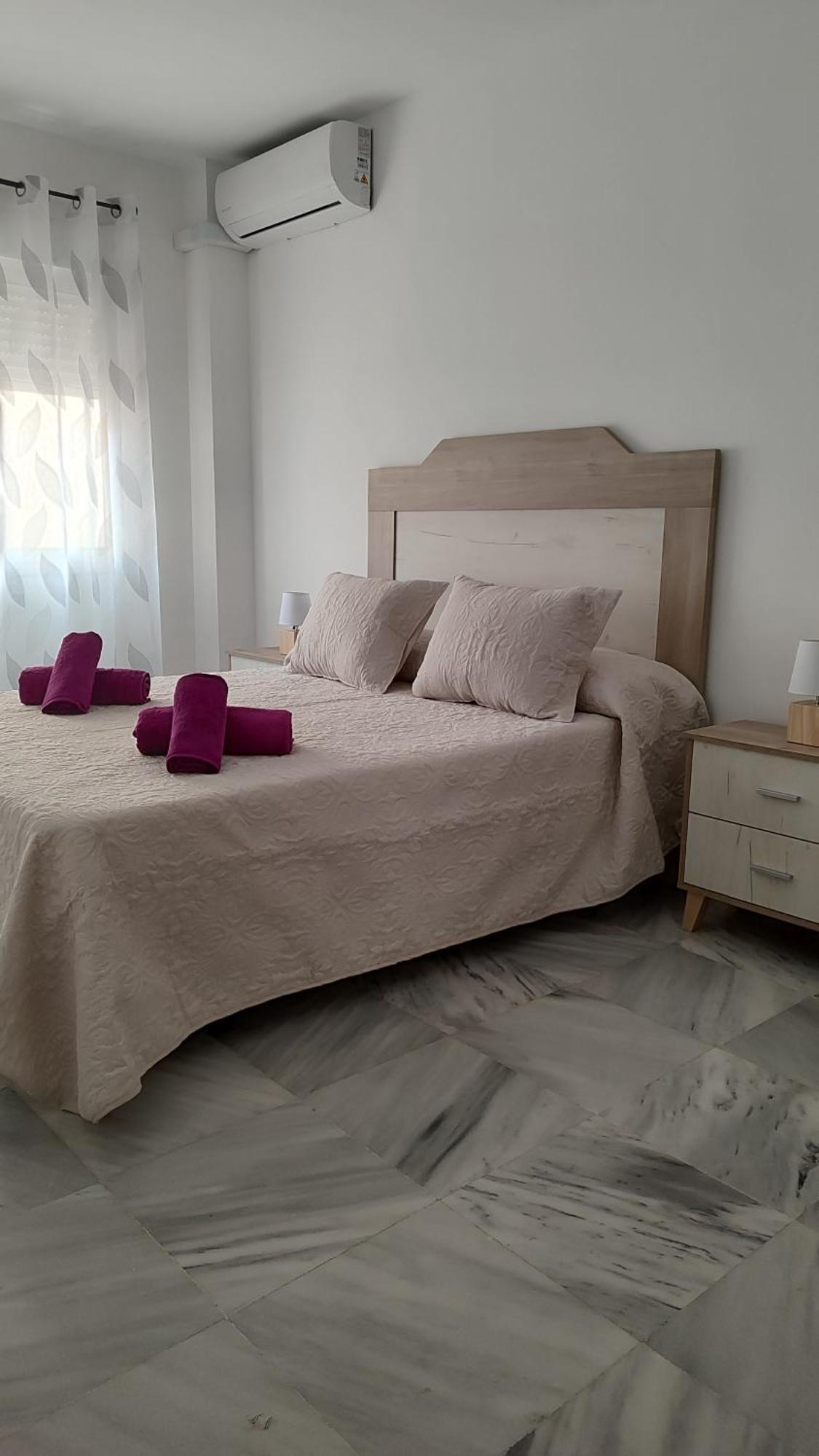 Apartamentos Seneca Junto Al Centro Malaga Exterior photo